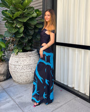 Load image into Gallery viewer, Carlie Maxi Dress - Black
