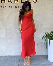 Load image into Gallery viewer, Lovissa Maxi Dress - Red

