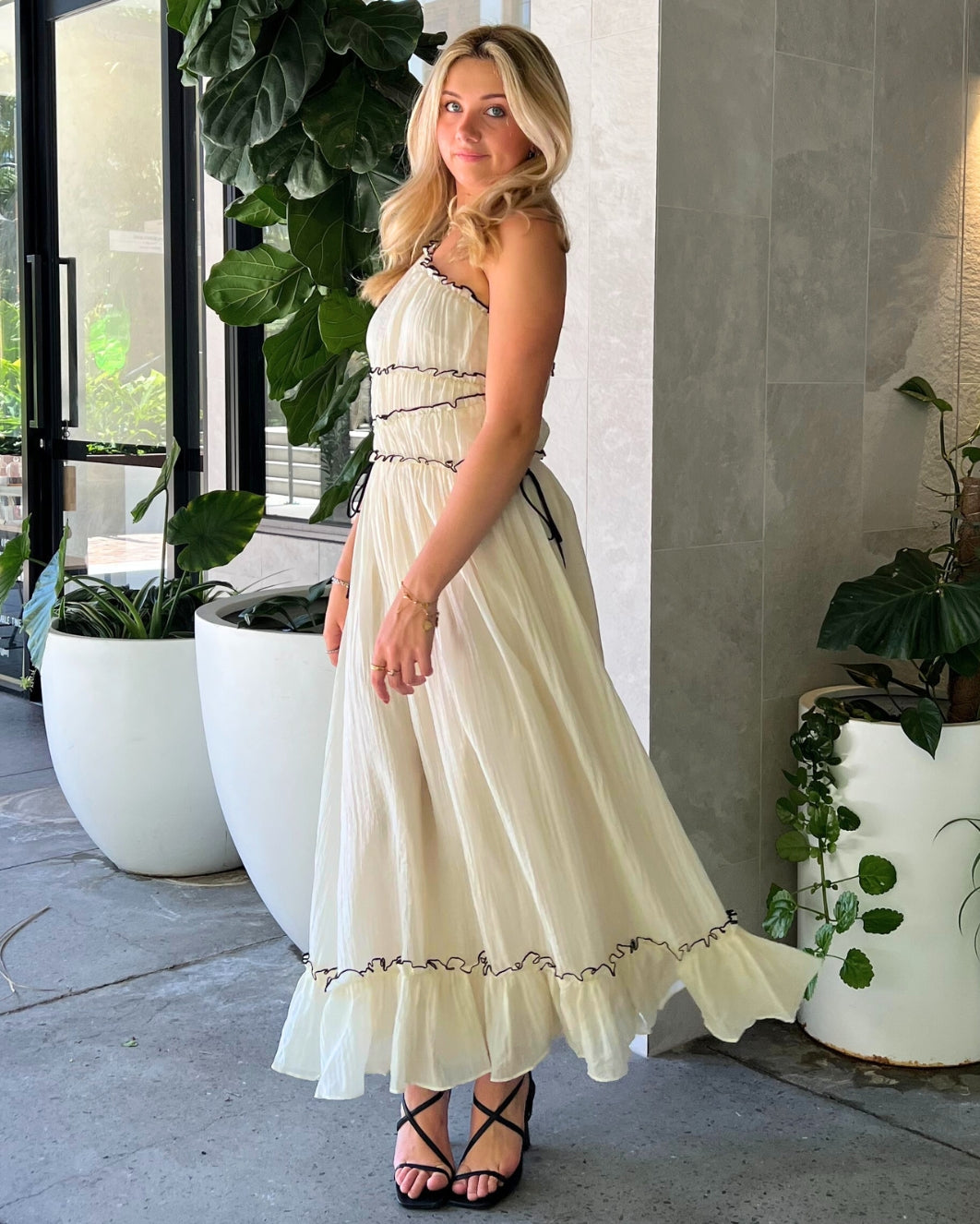 Sabriana Maxi Dress - Cream