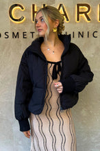 Load image into Gallery viewer, Dreams Puffer Jacket Black
