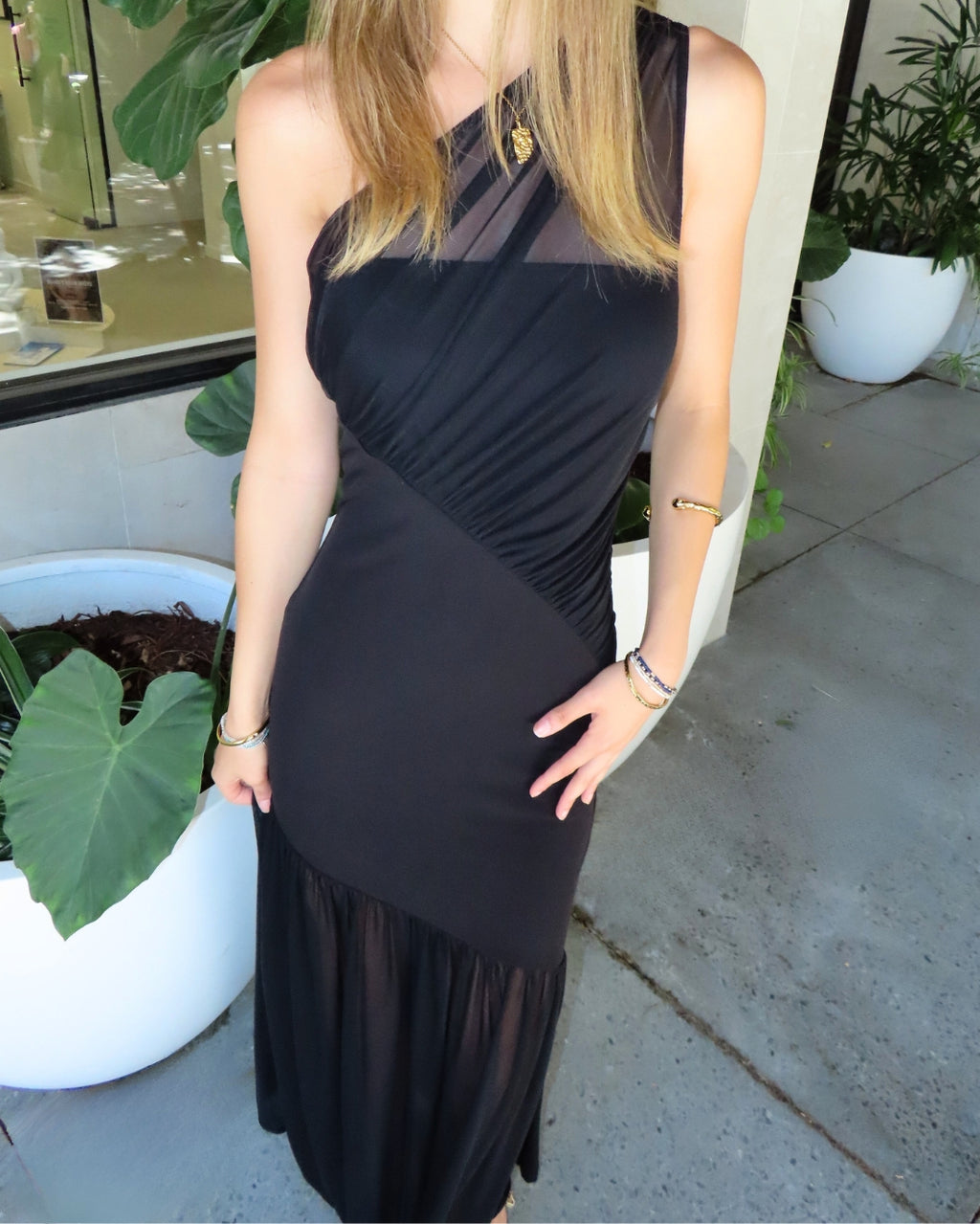 Tarnaya Maxi Dress - Black