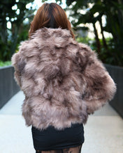 Load image into Gallery viewer, Isa Fur Coat - Mocha
